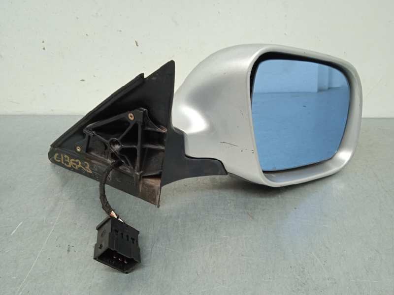 Recambio de retrovisor derecho para audi a4 berlina (b5) 1.9 tdi referencia OEM IAM 8D1858532C GRIS 5 PINS