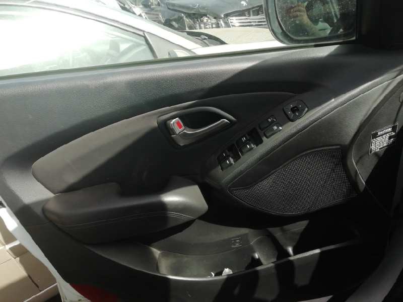 Recambio de guarnecido puerta delantera izquierda para hyundai ix35 1.7 crdi cat referencia OEM IAM   