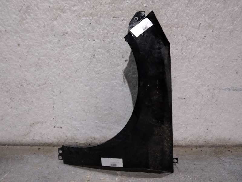 Recambio de aleta delantera izquierda para ford focus lim. (cb8) edition referencia OEM IAM  NEGRO 