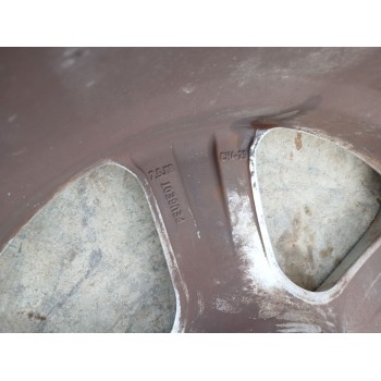 Recambio de llanta para peugeot 3008 confort referencia OEM IAM 7.5JX18 CH4 ET29 X1 9685121480