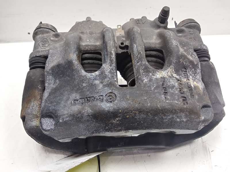 Recambio de pinza freno delantera izquierda para nissan nv 400 l1h1 2,8t pro referencia OEM IAM  BREMBO 