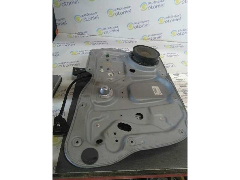 Recambio de elevalunas delantero izquierdo para volkswagen caddy ka/kb (2k) kombi referencia OEM IAM 2K1837751BQ  