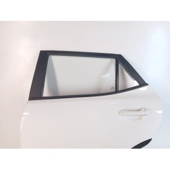 Recambio de puerta trasera izquierda para kia stonic (yb) 1.2 cvvt referencia OEM IAM 77003H8400  