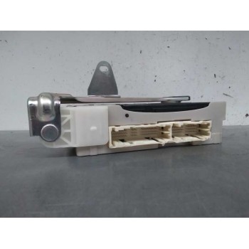 Recambio de caja reles / fusibles para toyota iq básico referencia OEM IAM 8922174080  