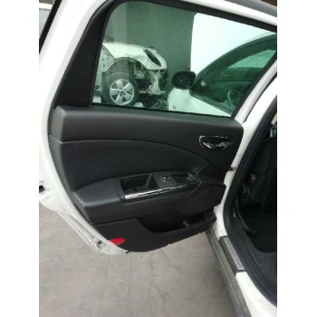 GUARNECIDO PUERTA TRASERA IZQUIERDA 