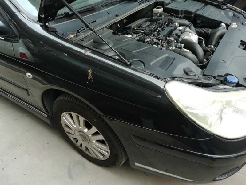 Recambio de aleta delantera derecha para citroën c5 berlina attraction referencia OEM IAM 7841S1 NEGRO 