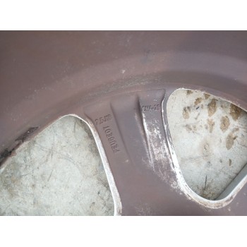 Recambio de llanta para peugeot 3008 confort referencia OEM IAM 7.5JX18 CH4 ET29 X1 9685121480