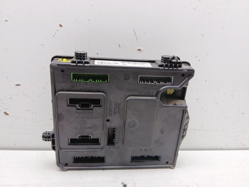 Recambio de centralita bsm para renault megane iii sport tourer expression referencia OEM IAM 284b17156r s180180030 