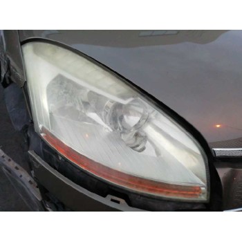 FARO DERECHO SOPORTE ROTO 