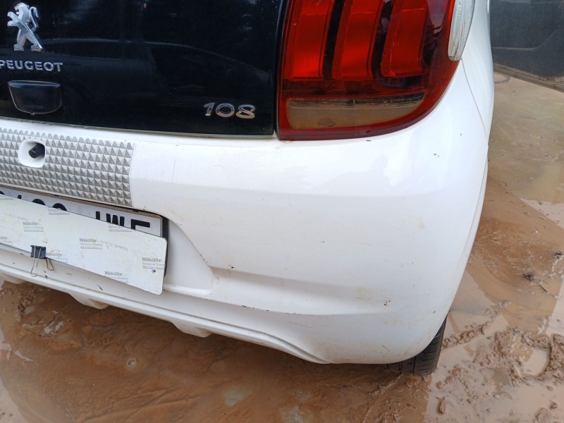Recambio de paragolpes trasero para peugeot 108 1.2 referencia OEM IAM 1612229480  1614194980