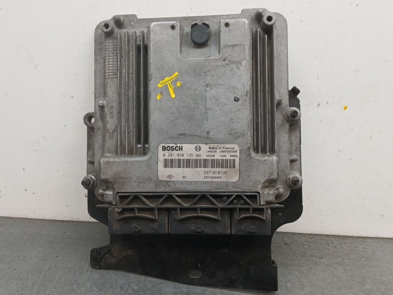 Recambio de centralita motor uce para renault scenic iii bose edition referencia OEM IAM 0281030135  237101074r