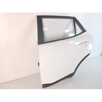 Recambio de puerta trasera izquierda para kia stonic (yb) 1.2 cvvt referencia OEM IAM 77003H8400  