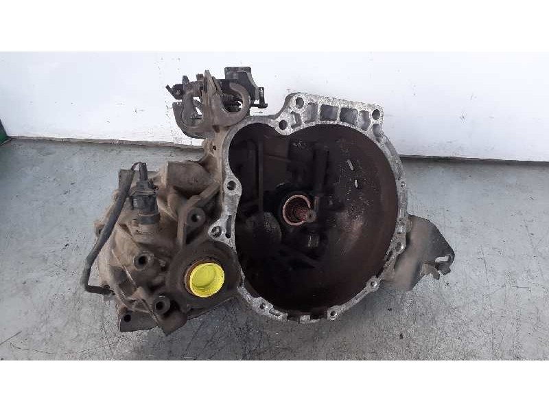 Recambio de caja cambios para hyundai coupe (gk) 1.6 fx referencia OEM IAM J51775 B 165.558KM 5V