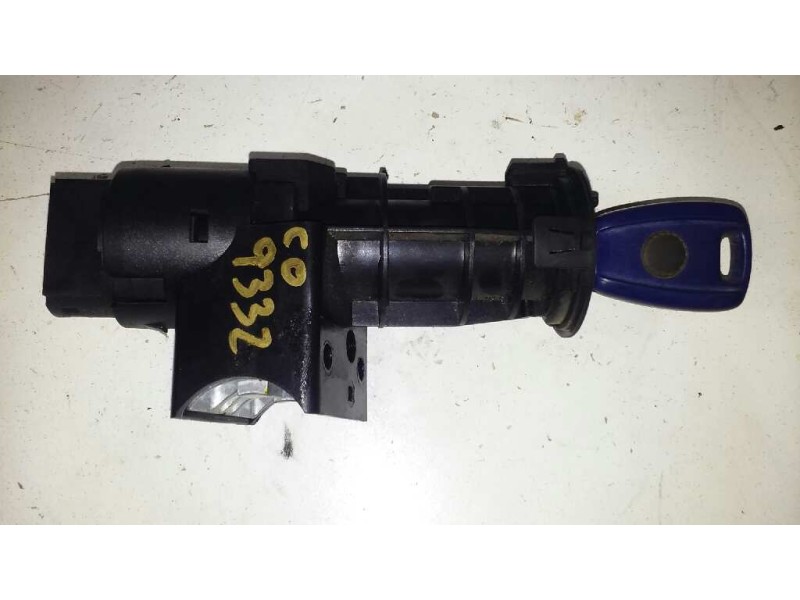 Recambio de conmutador de arranque para fiat punto berlina (188) 1.2 8v referencia OEM IAM 8365  