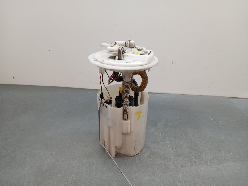 Recambio de aforador para renault scenic iii bose edition referencia OEM IAM 172028171r 4 pines 0580203109