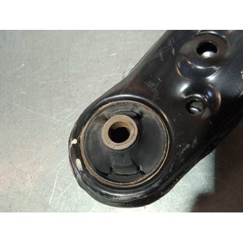 Recambio de brazo suspension inferior delantero derecho para toyota auris hybrid active referencia OEM IAM SR  