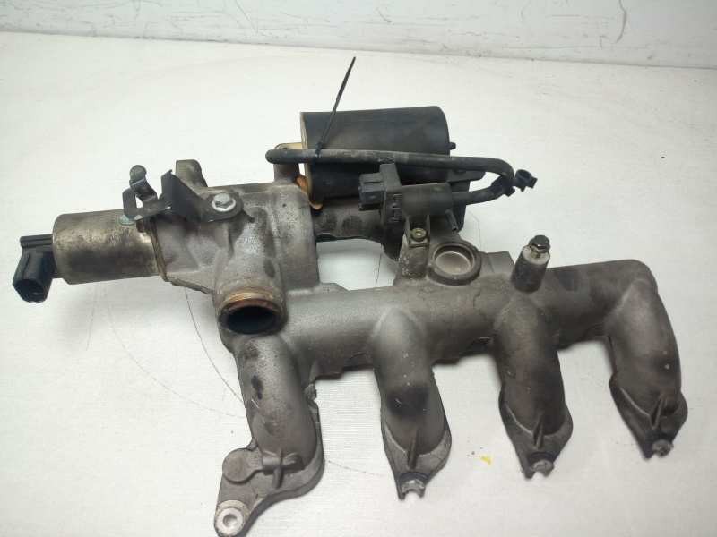 Recambio de valvula egr para renault megane ii berlina 5p 1.9 dci diesel referencia OEM IAM 8200360201 72281842 