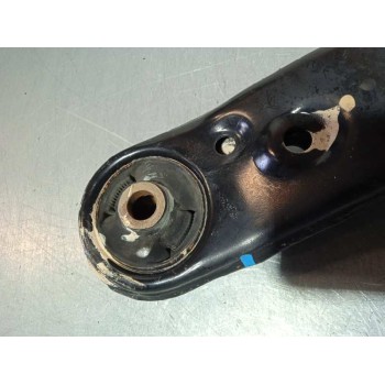 Recambio de brazo suspension inferior delantero izquierdo para toyota auris hybrid active referencia OEM IAM SR  