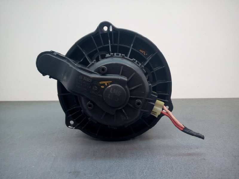 Recambio de motor calefaccion para hyundai ix35 classic 2wd referencia OEM IAM F00S3B2441 2 CABLES F00S330054