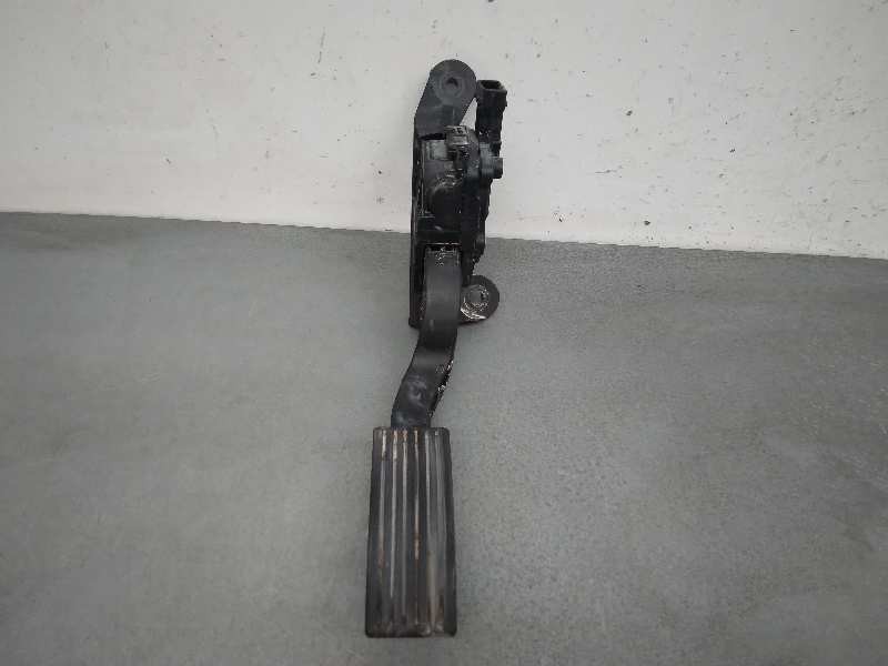 Recambio de potenciometro pedal para hyundai i20 trend blue referencia OEM IAM 327001RXXX 6 PINES 