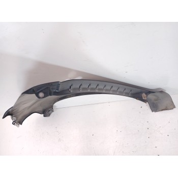 Recambio de aleta delantera derecha para ssangyong rodius i 2.7 xdi referencia OEM IAM   