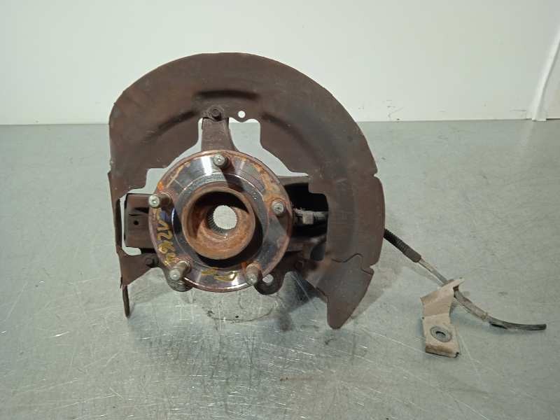 Recambio de mangueta delantera derecha para volvo v50 familiar 1.8 momentum referencia OEM IAM 3M513K170 ABS 