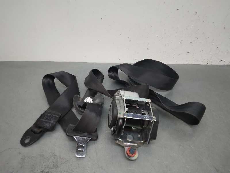 Recambio de pretensor airbag derecho para kia cee´d emotion referencia OEM IAM 607867700A 888201H000 