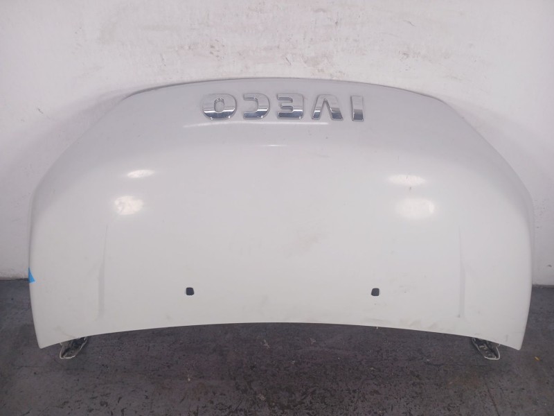 Recambio de capot para iveco daily vi furgoneta naturalpower 35s14, 35c14, 40c14, 50c14, 60c14, 65c14,... referencia OEM IAM   