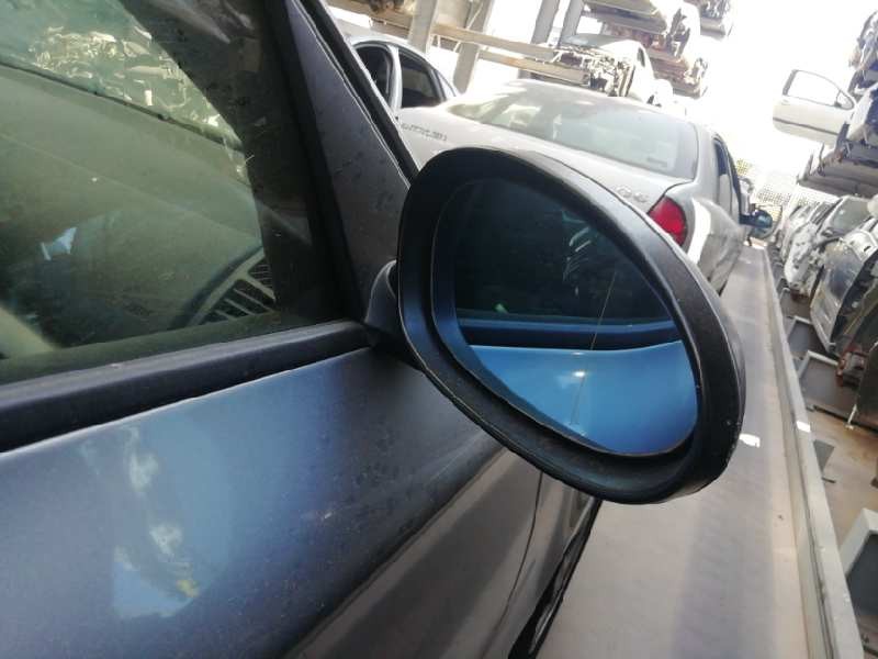 Recambio de retrovisor derecho para bmw serie 1 berlina (e81/e87) 118d referencia OEM IAM 51167189850 NO ABATIBLE 51167189850