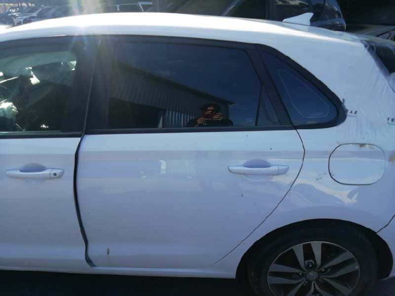 Recambio de puerta trasera izquierda para hyundai i30 (pd) klass referencia OEM IAM   