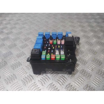 Recambio de caja reles / fusibles para hyundai i30 classic referencia OEM IAM 919501H030  