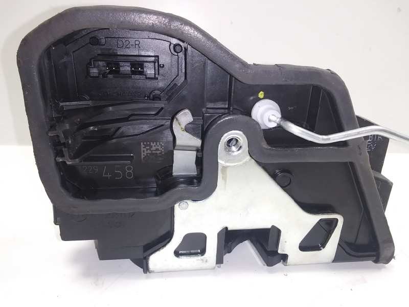 Recambio de cerradura puerta delantera derecha para bmw serie 5 lim. (f10) 2.0 turbodiesel referencia OEM IAM 7229458  