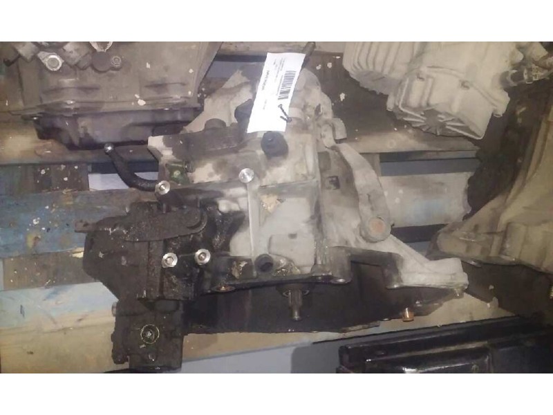 Recambio de caja cambios para peugeot 205 berlina 1.8 d referencia OEM IAM 20CJ17  