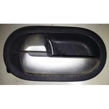 MANETA INTERIOR DELANTERA IZQUIERDA 