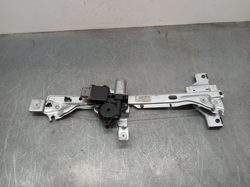 Recambio de elevalunas trasero izquierdo para peugeot 5008 (0u_, 0e_) 2.0 hdi 150 / bluehdi 150 referencia OEM IAM 9682808780  