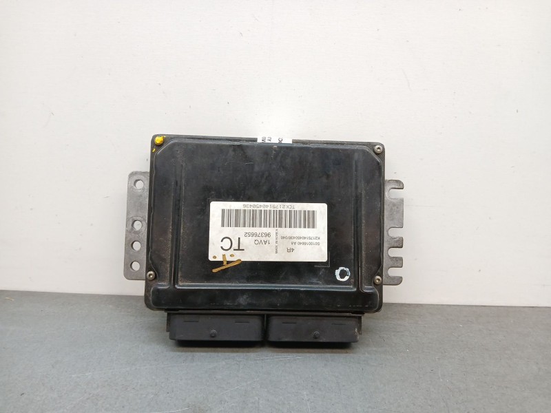 Recambio de centralita motor uce para daewoo kalos 1.2 cat referencia OEM IAM 96376652  