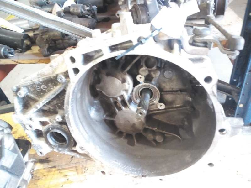 Recambio de caja casco para dodge caliber s referencia OEM IAM   