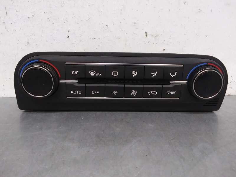 Recambio de mando climatizador para kia xceed tech referencia OEM IAM 97250J7301  