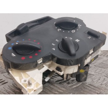 Recambio de mando climatizador para dacia logan ambiance referencia OEM IAM 69570001 N103320L 