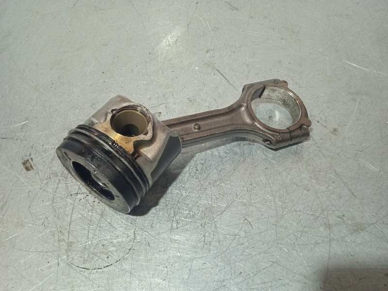 Recambio de piston para kia cee´d edition 7 referencia OEM IAM SR  