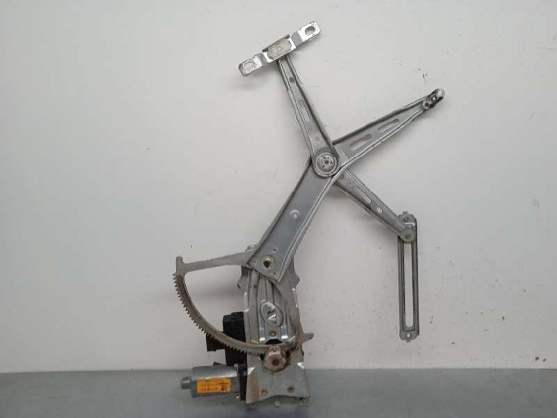 Recambio de elevalunas delantero derecho para opel zafira a club referencia OEM IAM 90579572 90579356 6 PINS