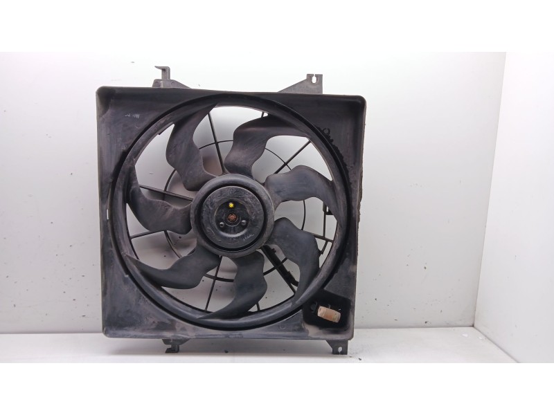 Recambio de electroventilador para kia carens iv 1.7 crdi referencia OEM IAM   