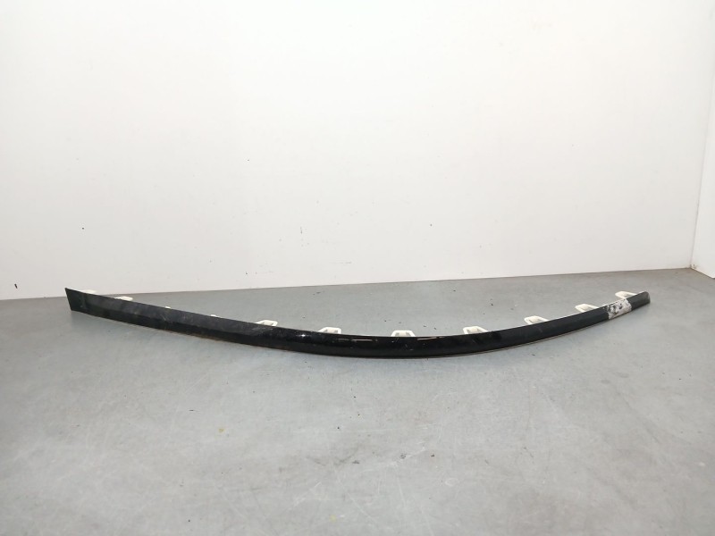 Recambio de molduras traseras para bentley flying spur (zg2_) 6.0 w12 tsi 4wd (zg21bb) referencia OEM IAM 3SE807471  