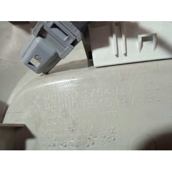 Recambio de luz interior para renault clio iv 0.9 referencia OEM IAM 969801754R 969800515R 