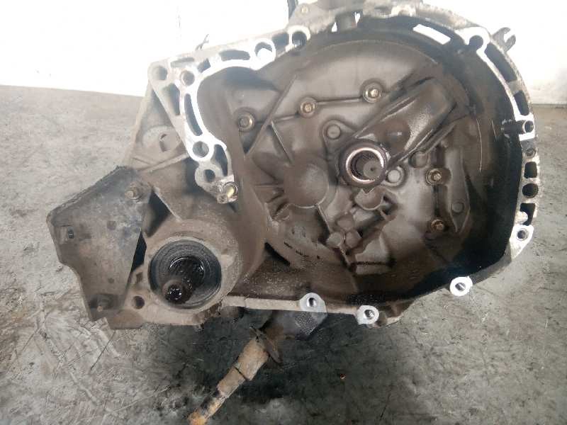 Recambio de caja cambios para renault clio ii fase ii (b/cb0) authentique referencia OEM IAM JB3980 86.153KM CARCASA ROTA