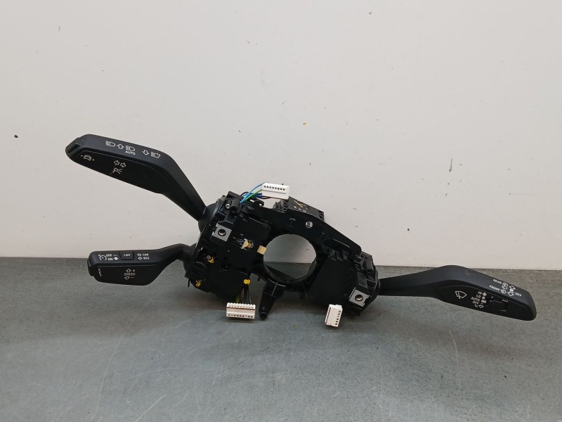 Recambio de mando multifuncion para audi a1 sportback (gba) referencia OEM IAM 82a953521mp  