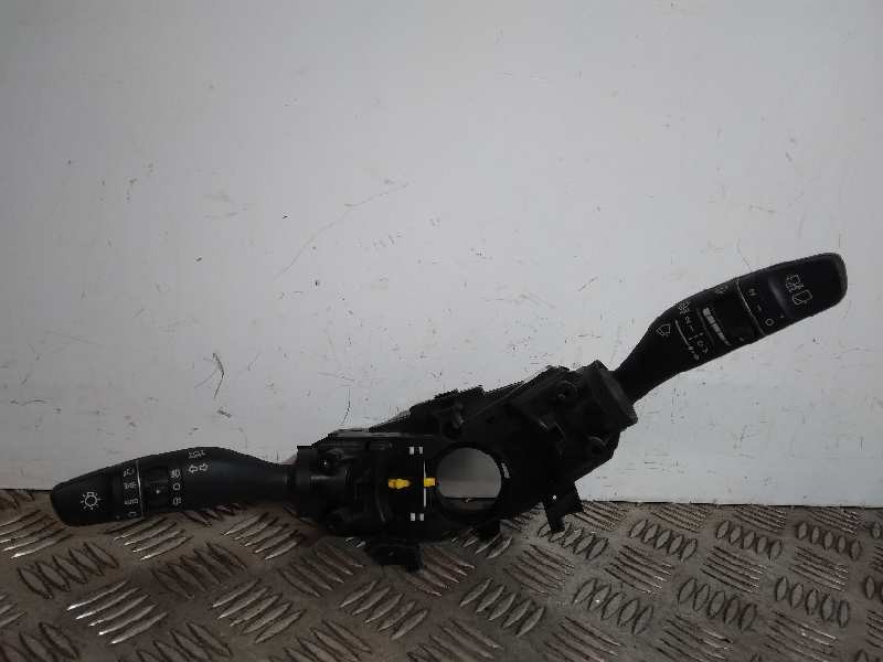 Recambio de mando multifuncion para hyundai i30 (pd) essence referencia OEM IAM 93404G4950  