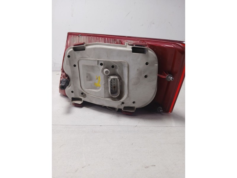 Recambio de piloto trasero izquierdo para audi a6 berlina (4f2) 2.7 tdi referencia OEM IAM 4F5945095  