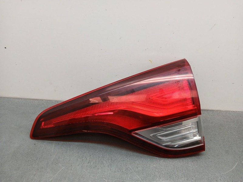 Recambio de piloto trasero derecho interior para renault scénic iv (j9_) 1.3 tce 140 referencia OEM IAM 265509208r  