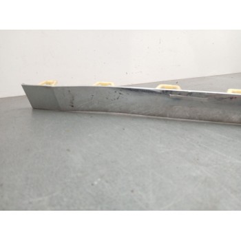 Recambio de molduras traseras para bentley bentayga (4v1) 4.0 d referencia OEM IAM 3SD807471  